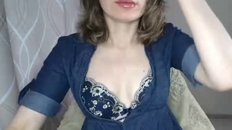 Sophiemisss online show from July 2026 06:27:01 AM