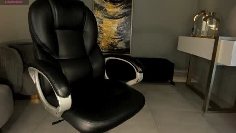 Snapshot of sophiepalmerx chatting on February 2025 12:17:02 PM Sophie Palmer online show from February 2025 12:17:02 PM