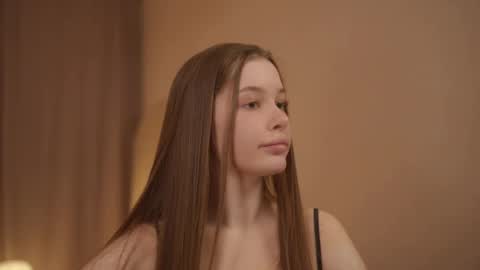 Snapshot of sophiephoria chatting on February 2025 05:01:02 PM Sophie Next stream 3 online show from February 2025 05:01:02 PM