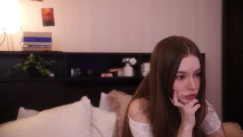 Snapshot of sophiephoria chatting on December 2025 04:38:01 PM Sophie Next stream 3 online show from December 2025 04:38:01 PM