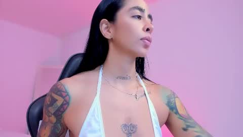 sophierooy online show from July 2026 01:42:01 PM