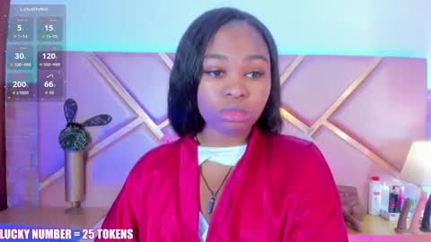 Snapshot of sophiesinclair chatting on May 2026 11:38:01 AM Sophie online show from May 2026 11:38:01 AM