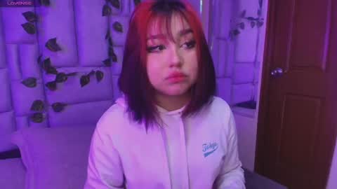 Snapshot of sophievv chatting on September 2025 12:18:01 PM Sophie online show from September 2025 12:18:01 PM