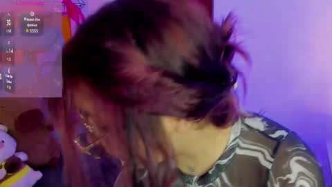 Snapshot of sophievv chatting on January 2026 07:40:01 PM Sophie online show from January 2026 07:40:01 PM