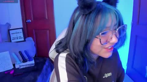 Snapshot of sophievv chatting on February 2026 06:23:02 PM Sophie online show from February 2026 06:23:02 PM