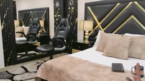 SophieWinslow online show from February 2026 02:03:02 PM