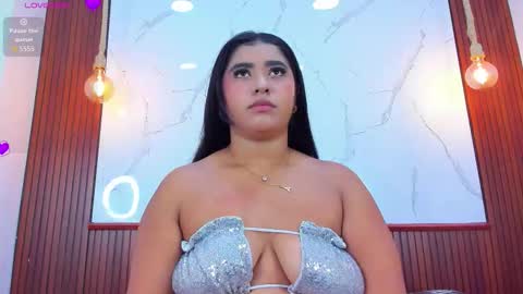 Snapshot of sophiia_77 chatting on February 2026 12:23:02 PM Sophii online show from February 2026 12:23:02 PM