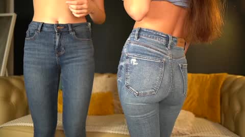 Sophydiva online show from November 2025 06:23:01 AM