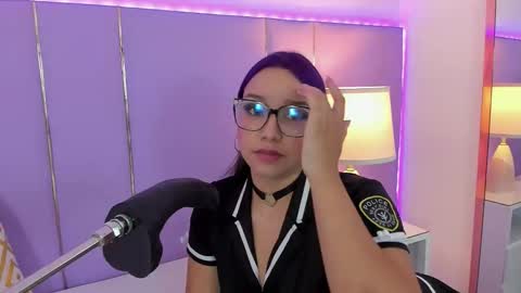 Sophy online show from November 2025 11:57:02 AM