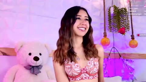Sophie online show from May 2026 12:58:01 PM