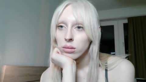 sora999999999 online show from April 2026 06:52:01 PM