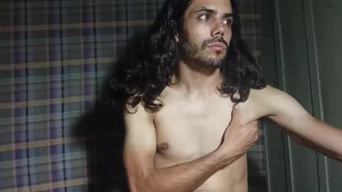 Snapshot of sordauq chatting on November 2025 12:54:01 AM Siemaco online show from November 2025 12:54:01 AM