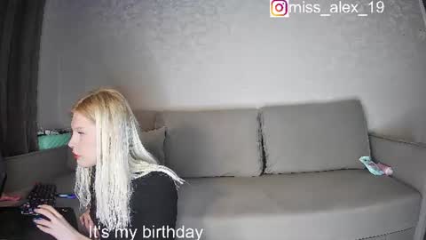 soska_albinosk online show from July 2026 07:40:02 PM