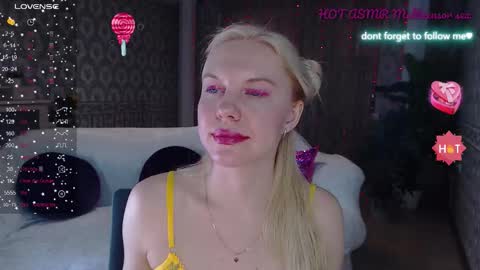 Snapshot of soul_liza chatting on September 2025 02:44:02 AM Lisa online show from September 2025 02:44:02 AM