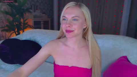 Snapshot of soul_liza chatting on November 2025 08:59:02 AM Lisa online show from November 2025 08:59:02 AM