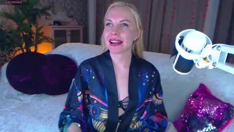 Snapshot of soul_liza chatting on November 2025 07:09:01 AM Lisa online show from November 2025 07:09:01 AM