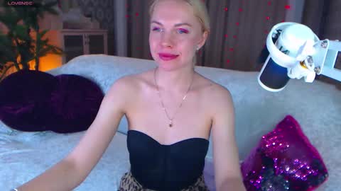 Snapshot of soul_liza chatting on November 2025 07:10:01 AM Lisa online show from November 2025 07:10:01 AM