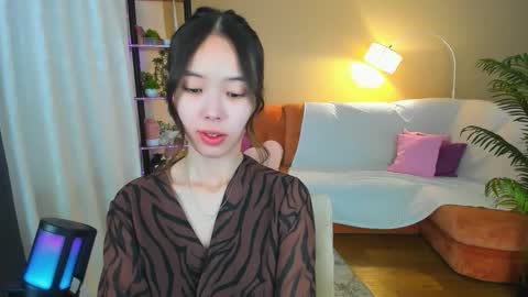 Snapshot of soulharmoonyy chatting on September 2025 01:02:01 PM soulharmoonyy online show from September 2025 01:02:01 PM