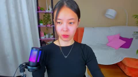 Snapshot of soulharmoonyy chatting on September 2025 01:49:01 PM soulharmoonyy online show from September 2025 01:49:01 PM