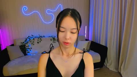 Snapshot of soulharmoonyy chatting on September 2025 01:38:02 PM soulharmoonyy online show from September 2025 01:38:02 PM