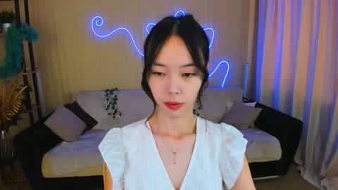 Snapshot of soulharmoonyy chatting on October 2025 10:14:01 AM soulharmoonyy online show from October 2025 10:14:01 AM