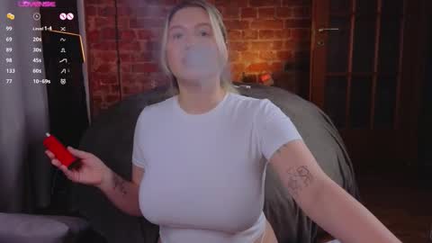 soulmeinme online show from November 2025 07:46:02 PM