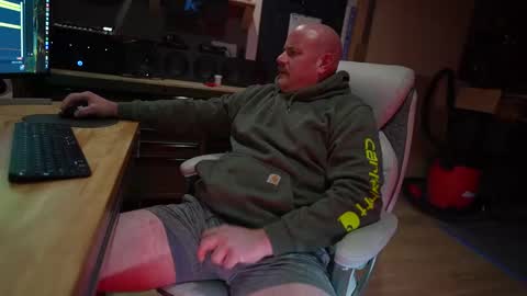 Snapshot of soundfreqnj chatting on November 2025 05:46:01 AM soundfreqnj online show from November 2025 05:46:01 AM