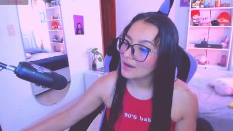 Lili online show from April 2026 01:39:02 PM