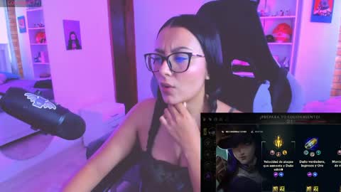 Lili online show from June 2026 04:31:01 PM