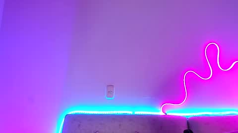 soy_camila_ online show from January 2025 07:32:02 AM