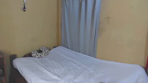 Miauhg online show from December 2024 10:48:01 PM