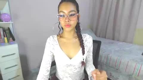 Miauhg online show from July 2026 04:10:02 AM