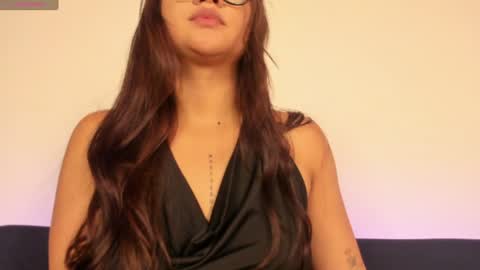 Yesi online show from June 2026 05:08:01 AM