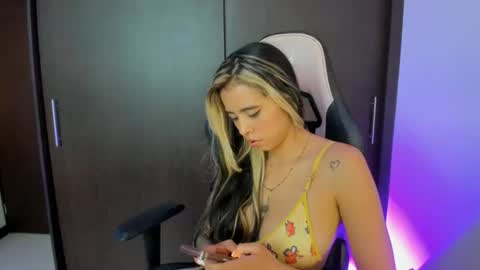 CINTHYA online show from June 2026 10:52:02 PM