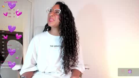 Juliana online show from October 2025 11:11:02 PM