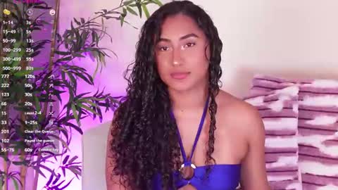 Juliana online show from July 2026 12:33:02 PM