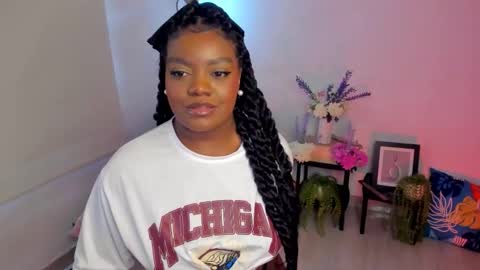 Maria  online show from October 2025 10:07:02 PM