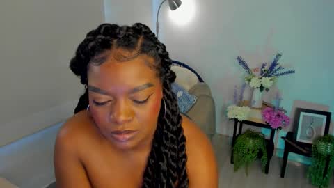 Maria  online show from October 2025 06:50:01 PM