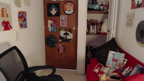 Nana Bela  online show from October 2025 12:27:01 AM