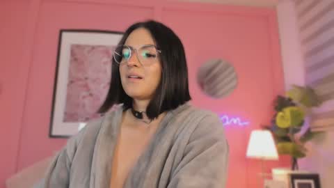 Snapshot of soysaraa_ chatting on February 2025 11:07:02 AM Aleja online show from February 2025 11:07:02 AM