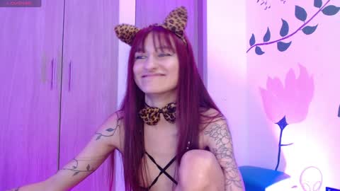 Snapshot of soysilvanna_ chatting on January 2025 01:36:02 PM online show from January 2025 01:36:02 PM