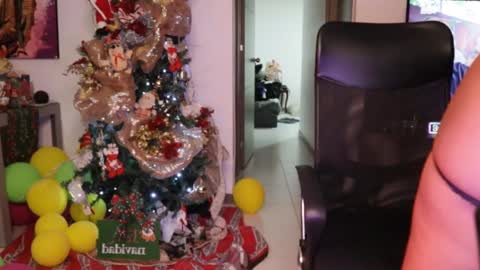 Snapshot of soytropicalfruit chatting on December 2024 02:56:02 AM You want to talk to me more personal follow me in My Channel VIP 50 the discount online show from December 2024 02:56:02 AM