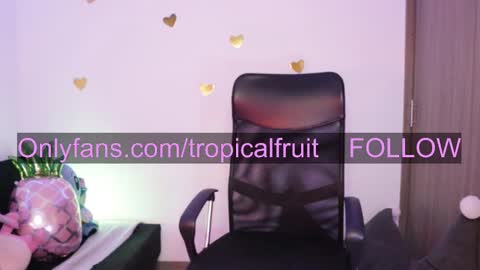 Snapshot of soytropicalfruit chatting on January 2025 07:36:02 AM You want to talk to me more personal follow me in My Channel VIP 50 the discount online show from January 2025 07:36:02 AM