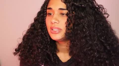 Snapshot of soytropicalfruit chatting on January 2025 04:21:01 AM You want to talk to me more personal follow me in My Channel VIP 50 the discount online show from January 2025 04:21:01 AM