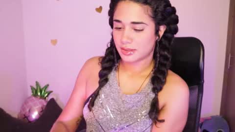 Snapshot of soytropicalfruit chatting on January 2025 05:18:02 AM You want to talk to me more personal follow me in My Channel VIP 50 the discount online show from January 2025 05:18:02 AM