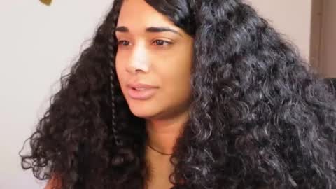 Snapshot of soytropicalfruit chatting on January 2025 07:22:01 PM You want to talk to me more personal follow me in My Channel VIP 50 the discount online show from January 2025 07:22:01 PM