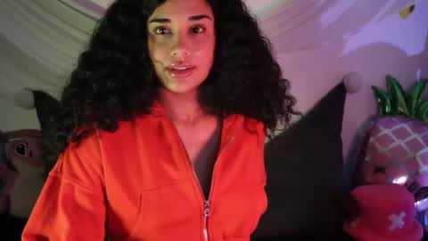 Snapshot of soytropicalfruit chatting on March 2025 06:17:02 AM You want to talk to me more personal follow me in My Channel VIP 50 the discount online show from March 2025 06:17:02 AM