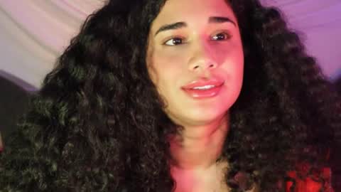 Snapshot of soytropicalfruit chatting on March 2025 09:24:02 AM You want to talk to me more personal follow me in My Channel VIP 50 the discount online show from March 2025 09:24:02 AM