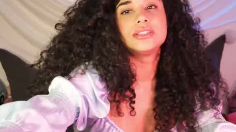 Snapshot of soytropicalfruit chatting on March 2025 06:00:02 AM You want to talk to me more personal follow me in My Channel VIP 50 the discount online show from March 2025 06:00:02 AM