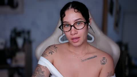 brisa  s online show from June 2026 03:38:01 AM